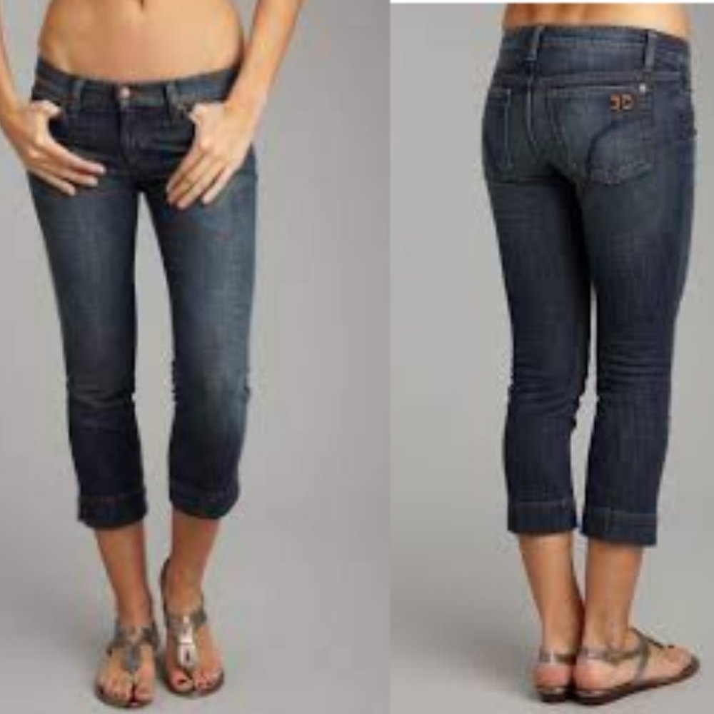 SOLD📌Joe's Jeans Slit Hem Kicker